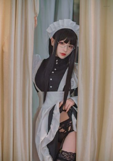 欧美风性感女装连体_蓝光全集在线观看