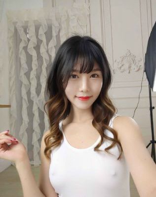 欧美胖毛老太太_免费高清观看