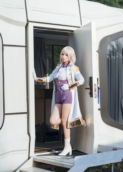 欧美大胆艺术写真_1080电影在线观看