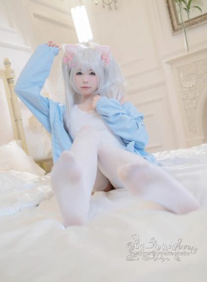 欧美亚洲综合最新区乱_720动漫免费观看
