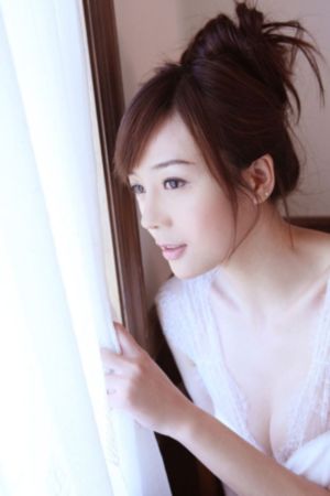 欧美女黑白高清大图_BD国语电影在线看