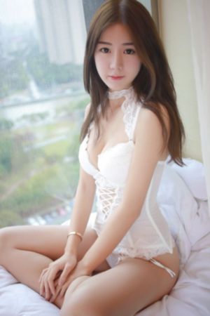 欧美裸露女星_超清免费观看电视剧