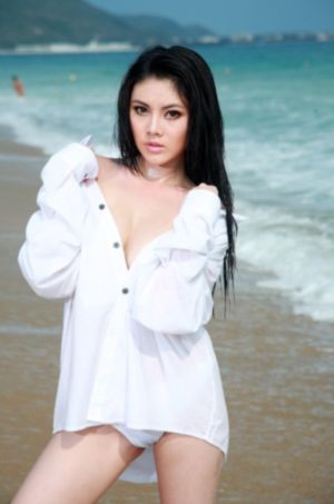欧美情色偷拍视频在线_1080P高清完整版
