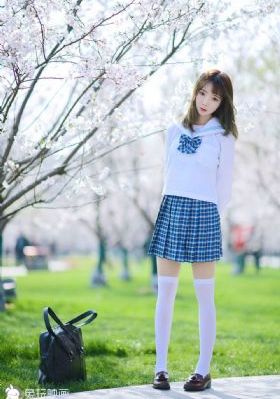 国产动漫美女没有穿衣服的图片_1080动漫在线观看