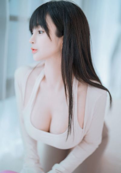欧美大但人体艺术_1080完整视频观看