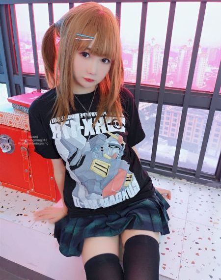 欧美人精美视频_720神马影院在线